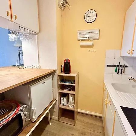 Résidence Riviera - T2, Situé En Centre-ville Proche De La Mae-2661 Appartement